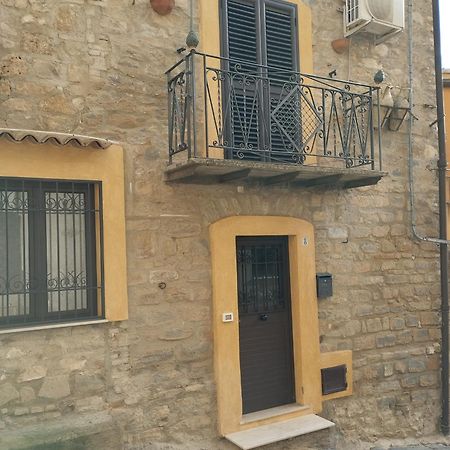 Casa Rosy Hotel Caltanissetta Exterior photo